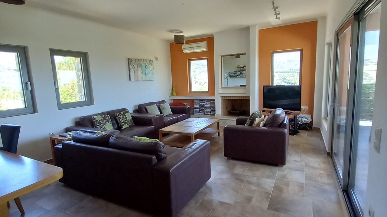 Photo of Livingroom in Makry Gialos