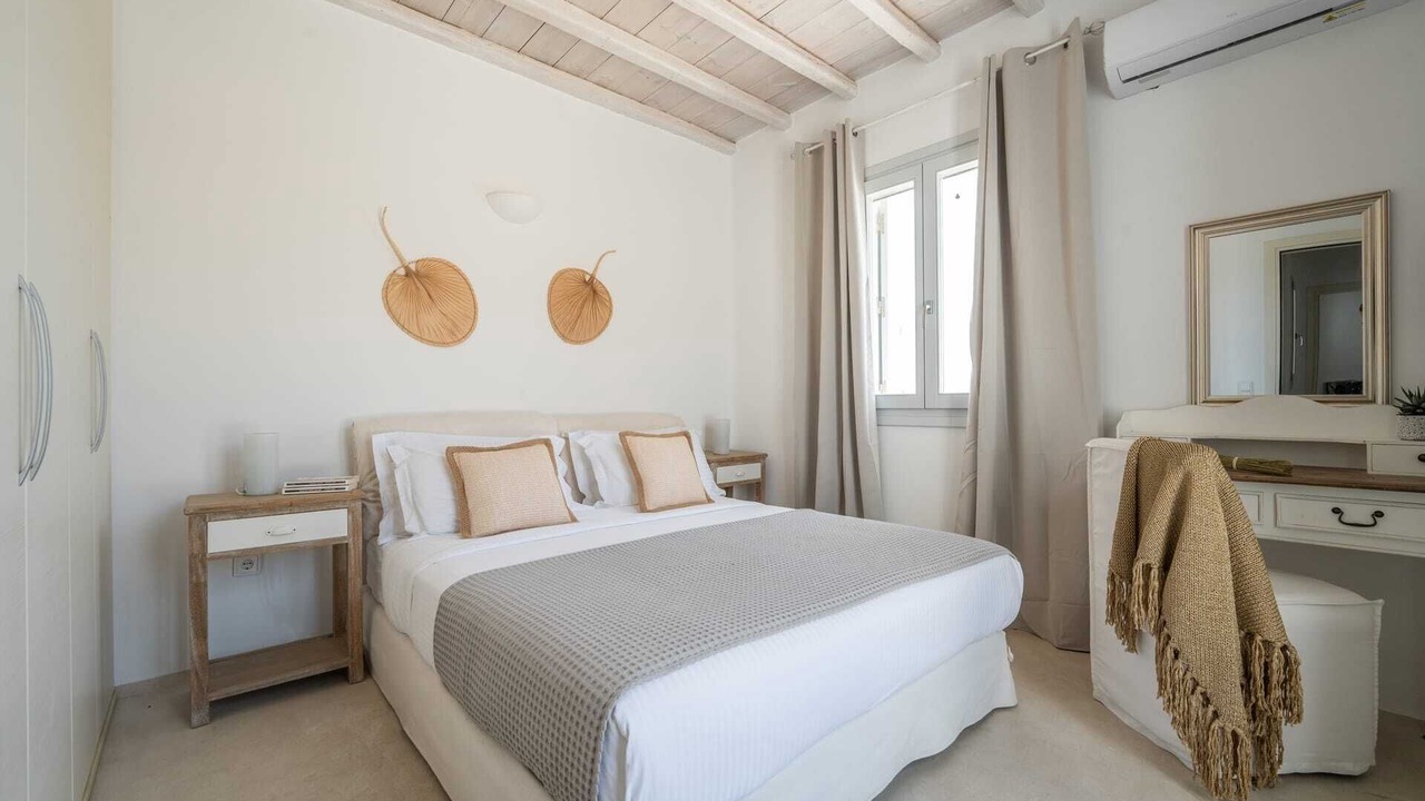 Photo of Bedroom in Ano Mera