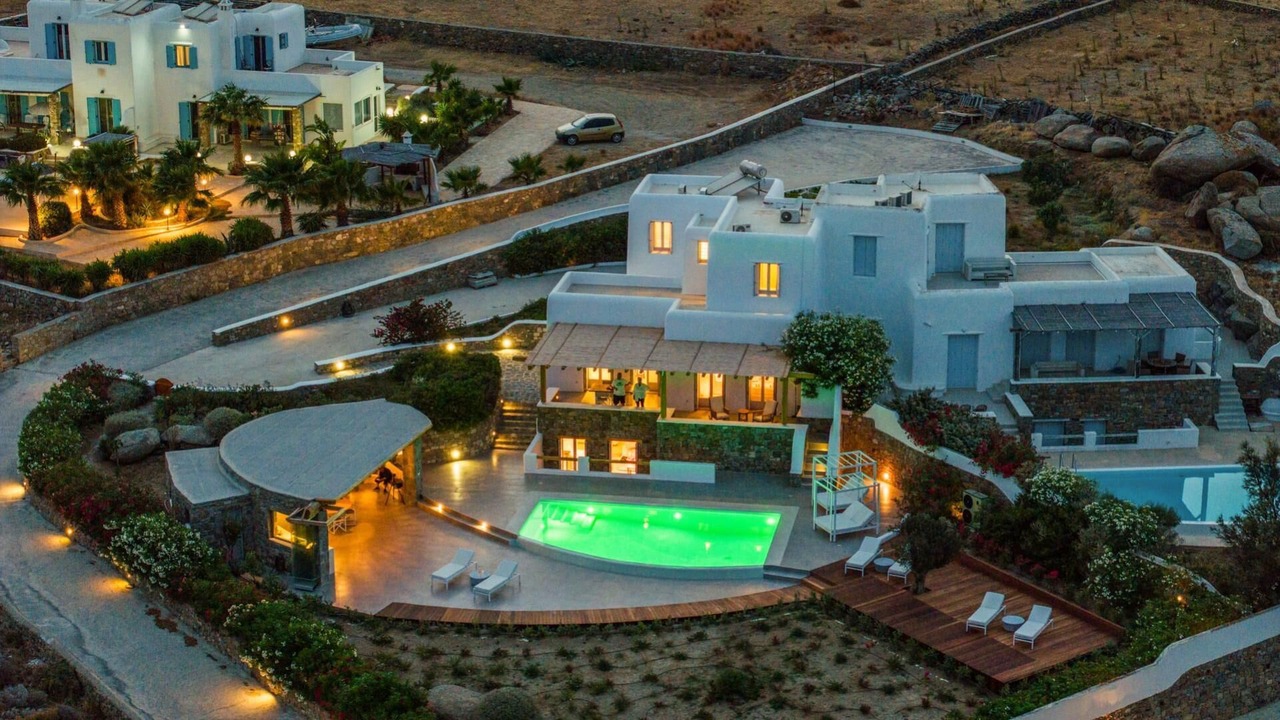 Photo of Outdoor in Ano Mera
