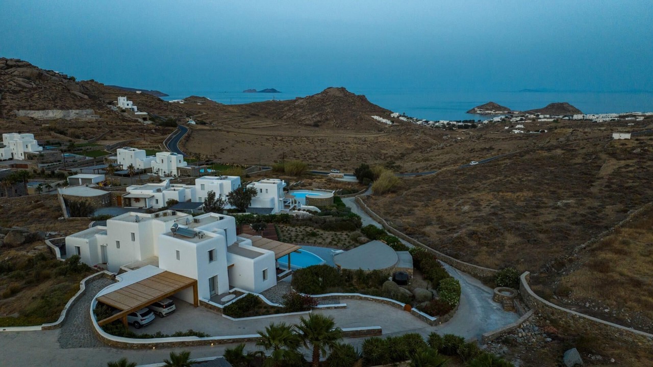 Photo of Outdoor in Ano Mera