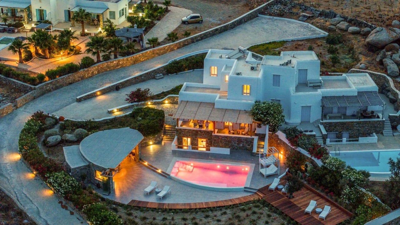Photo of Outdoor in Ano Mera