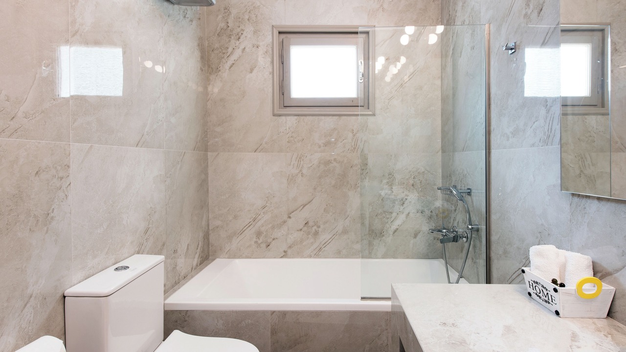 Photo of Bathroom in Kato Korakiana