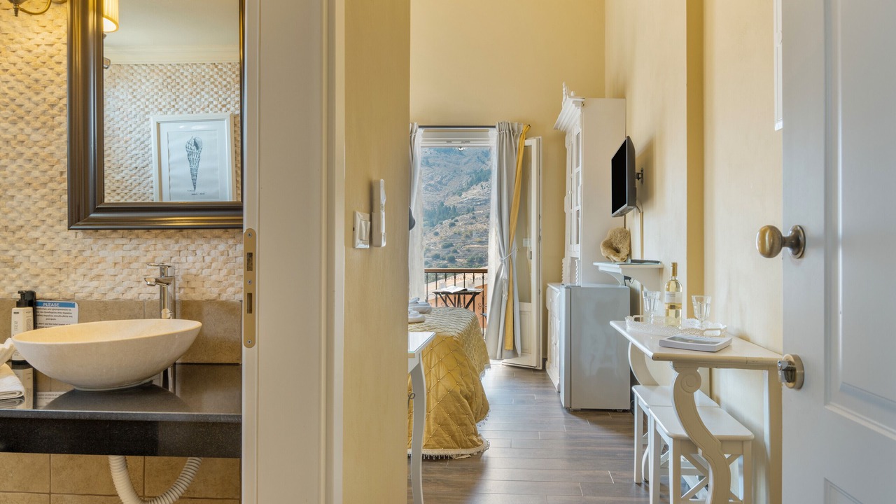 Photo of Bathroom in Pedi