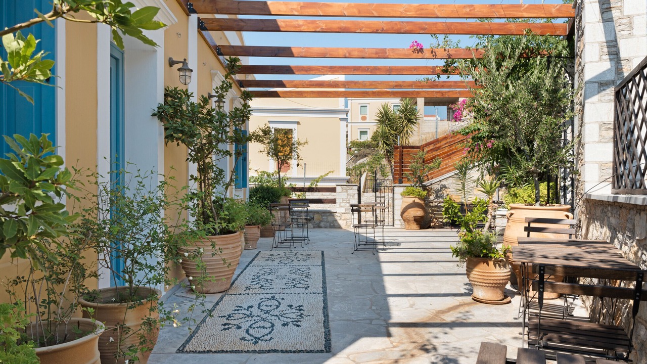 Photo of Outdoor in Pedi