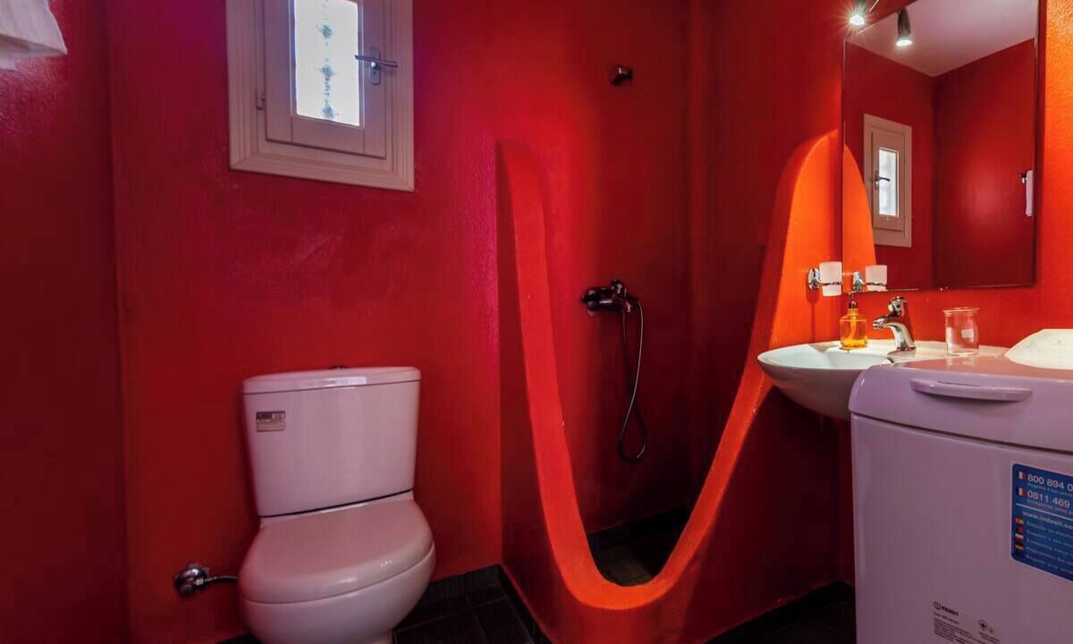 Photo of Bathroom in Ios