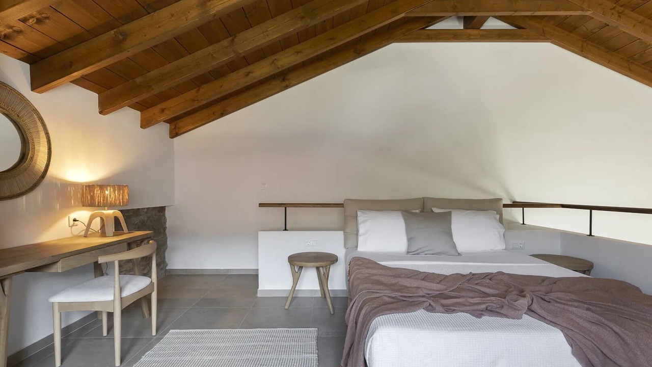 Photo of Bedroom in Sourpi