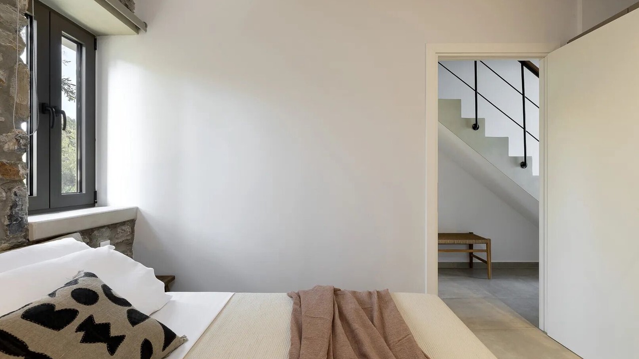 Photo of Bedroom in Sourpi