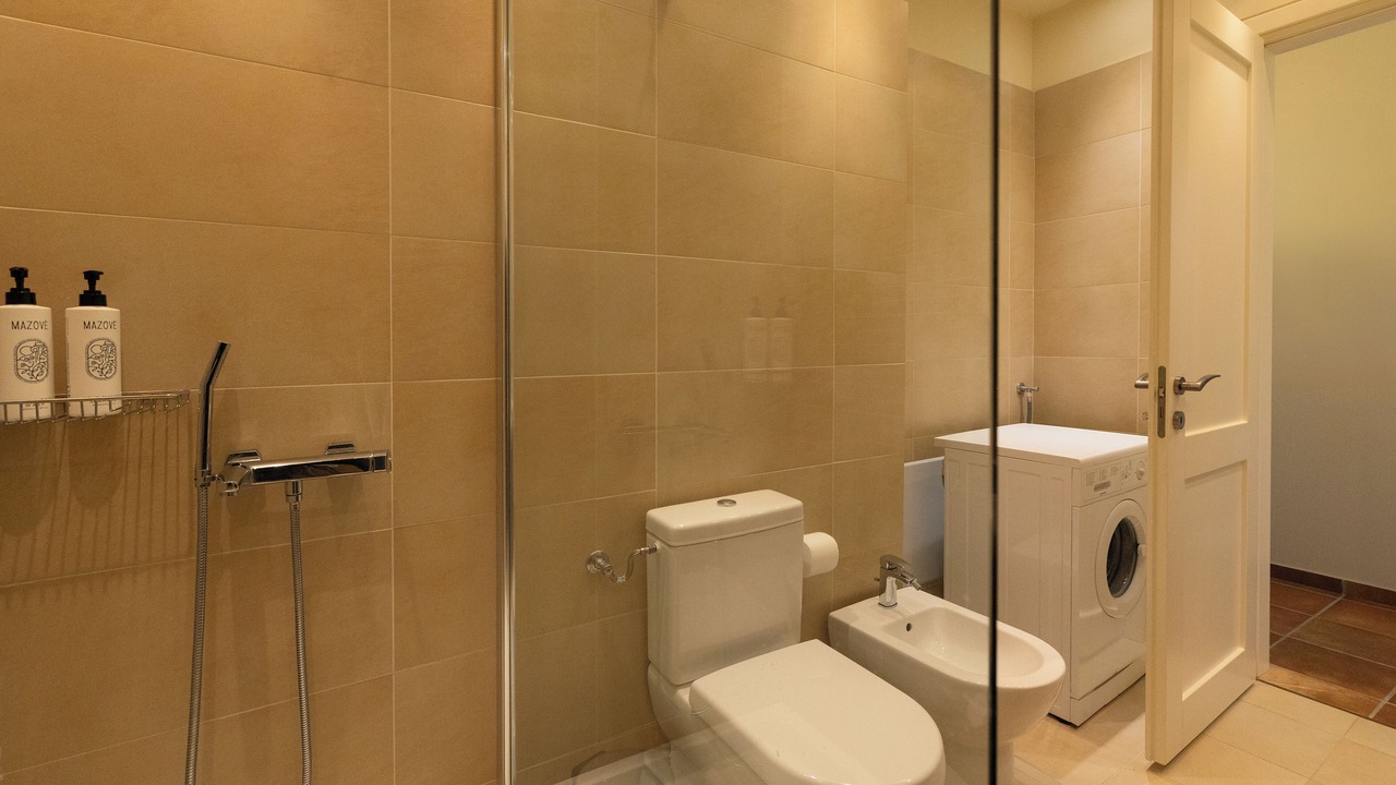 Photo of Bathroom in Athanatoi