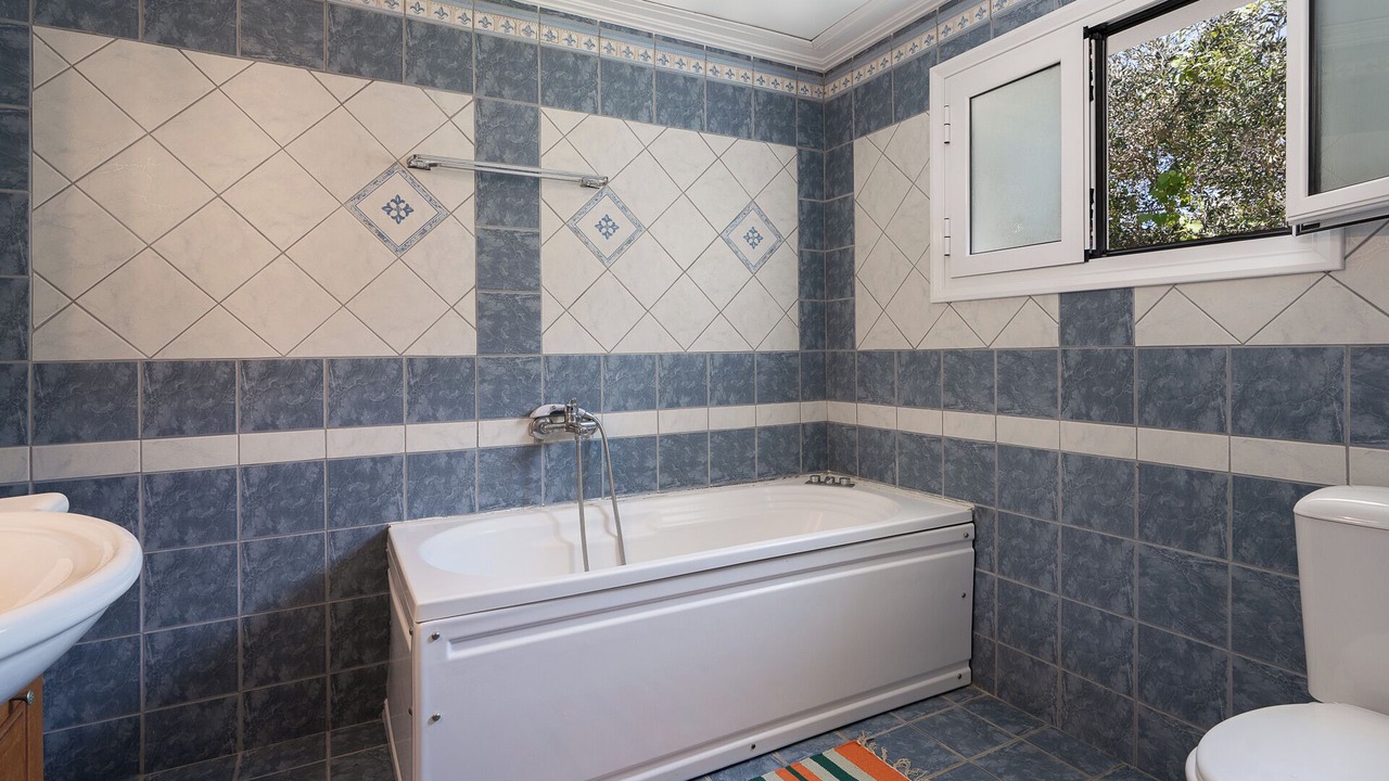 Photo of Bathroom in Nidri