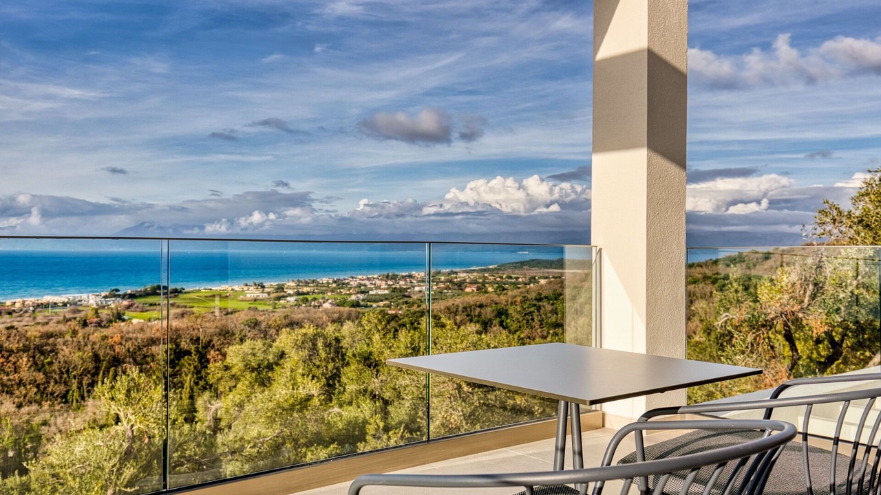 Photo of Patio Balcony in Acharavi