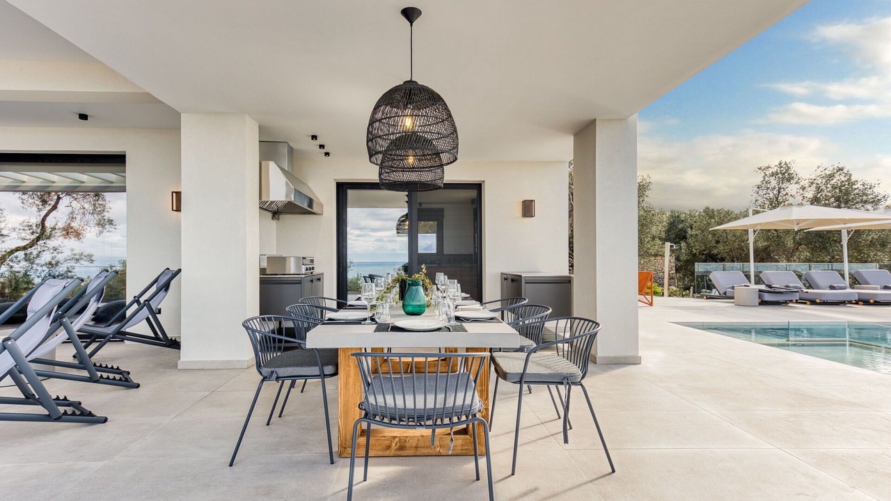 Photo of Patio Balcony in Acharavi