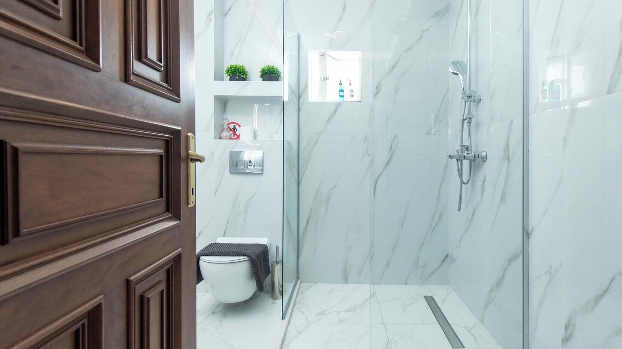 Photo of Bathroom in Kalamaria