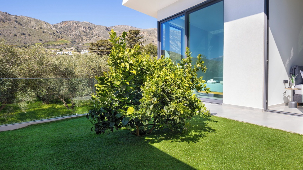 Photo of Patio Balcony in Megala Chorafia