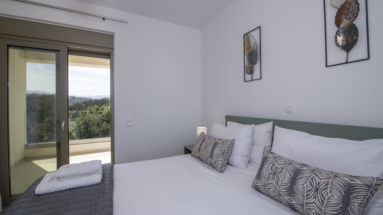Photo of Bedroom in Douliana