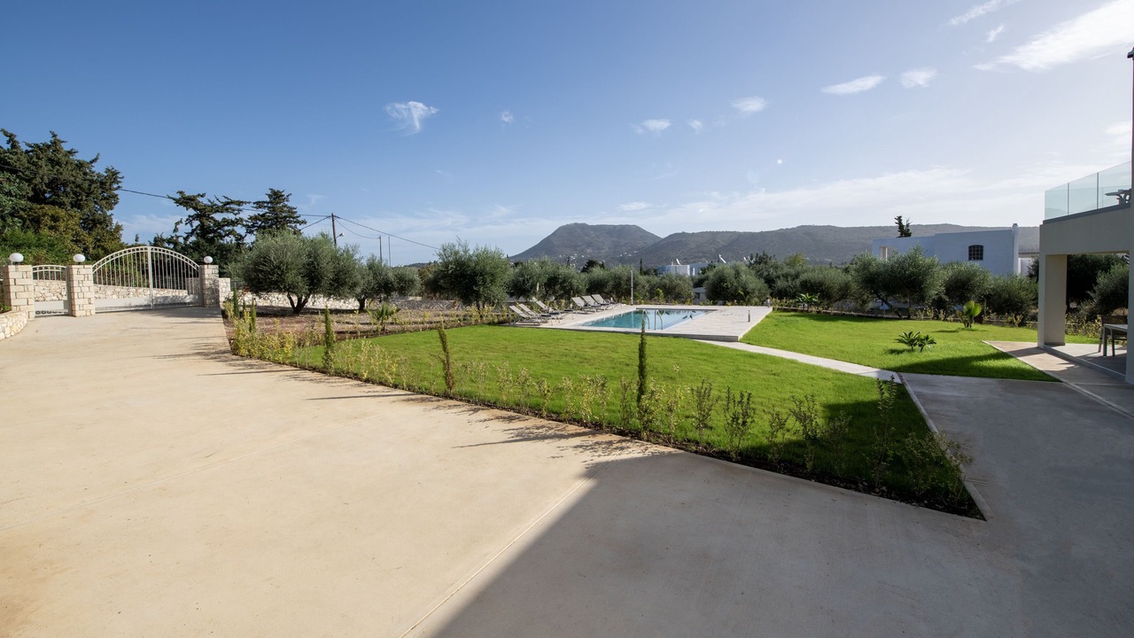 Photo of Outdoor in Douliana