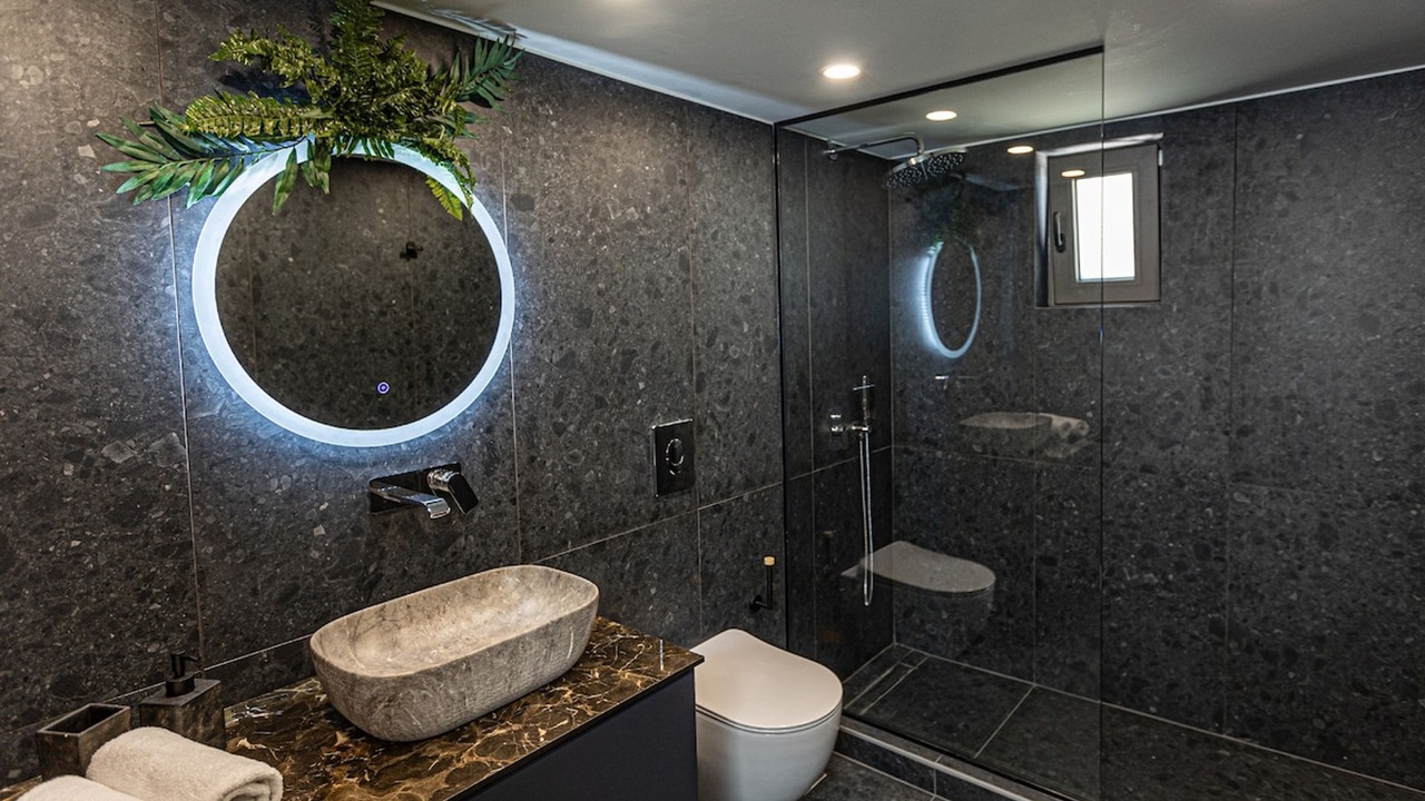 Photo of Bathroom in Plaka