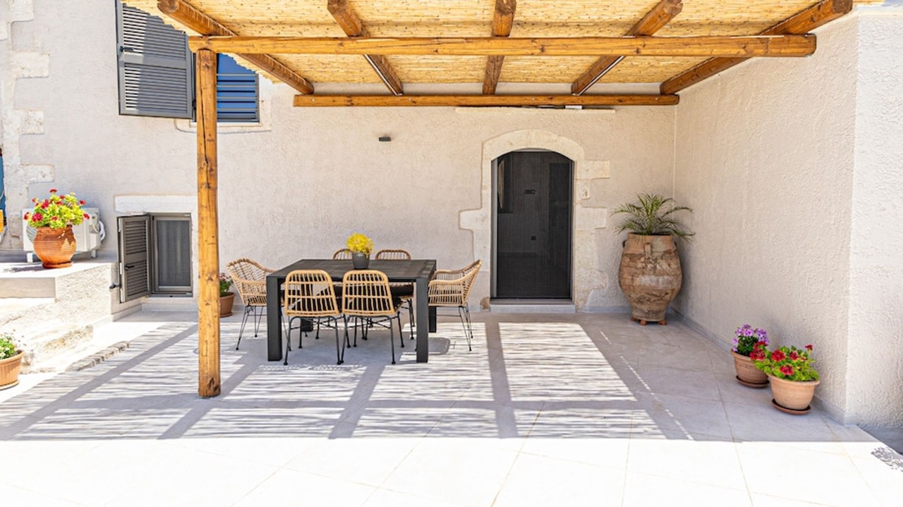 Photo of Outdoor in Plaka