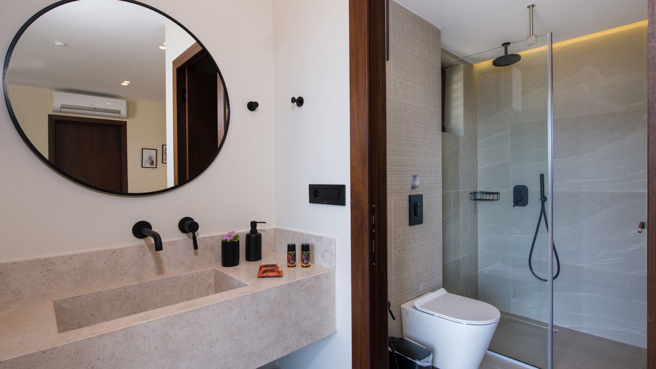 Photo of Bathroom in Plaka