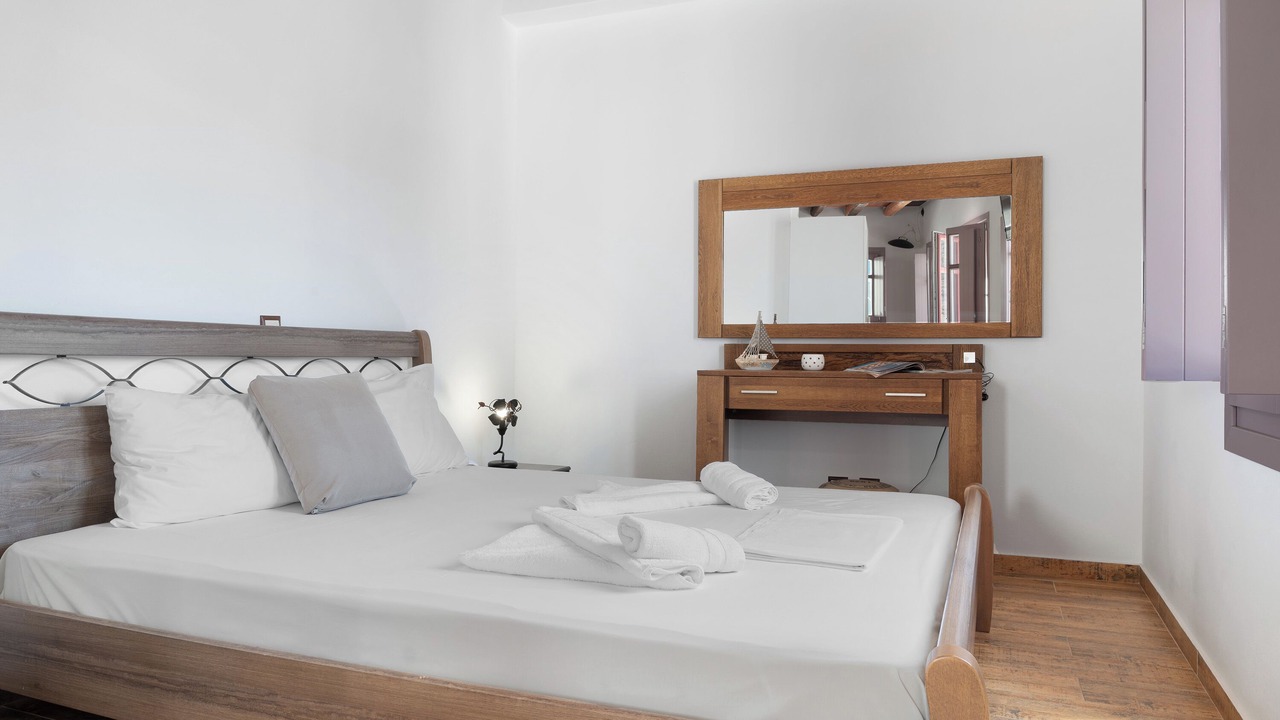 Photo of Bedroom in Katapola