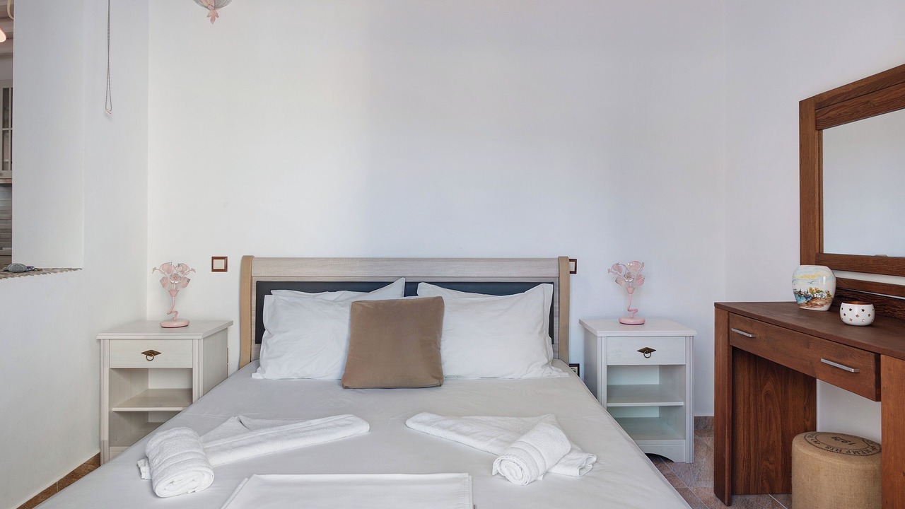Photo of Bedroom in Katapola