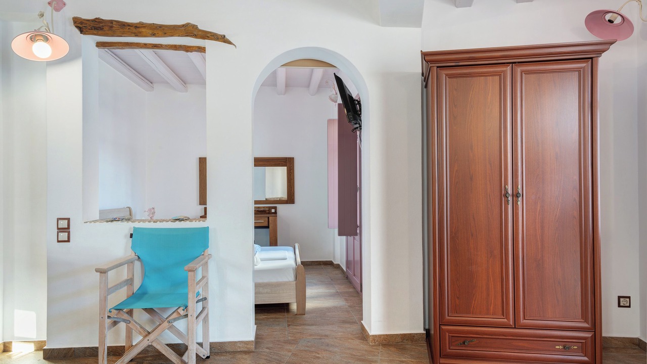 Photo of Bedroom in Katapola