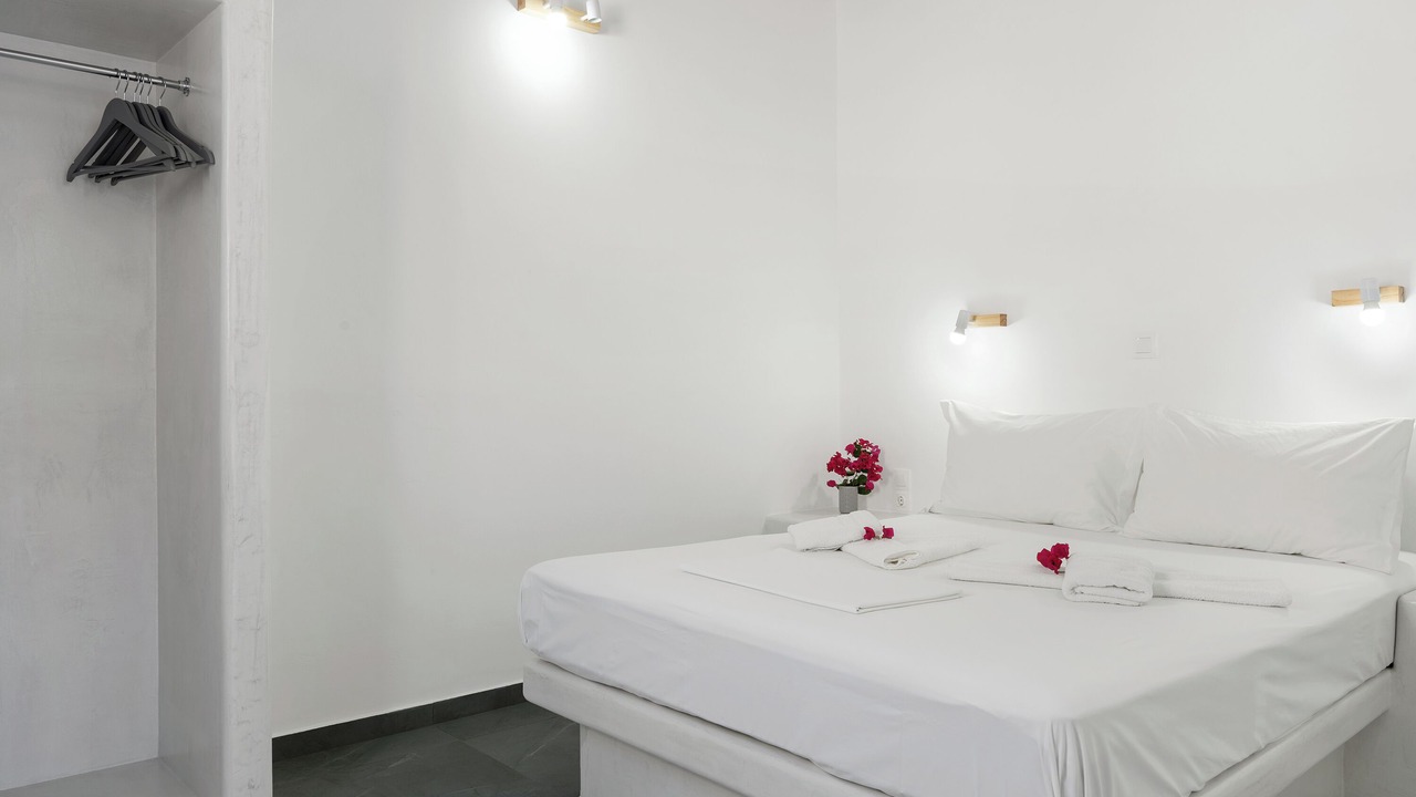 Photo of Bedroom in Katapola