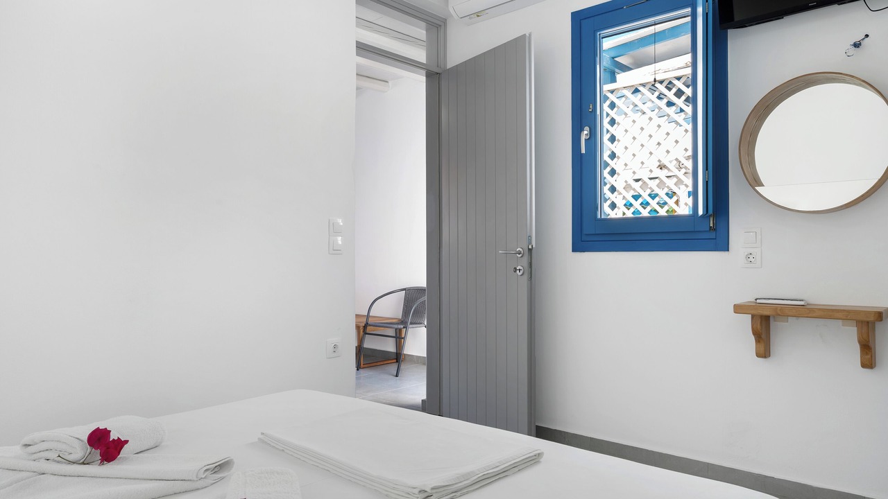 Photo of Bedroom in Katapola