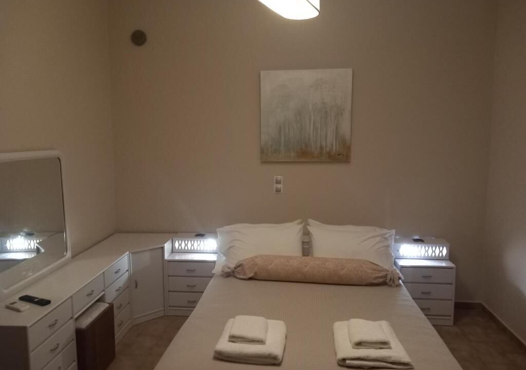 Photo of Bedroom in Skines