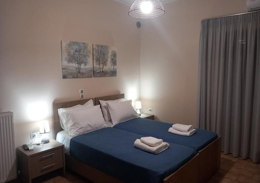 Photo of Bedroom in Skines