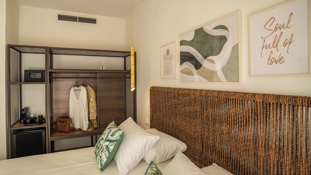 Photo of Bedroom in Karlovassi
