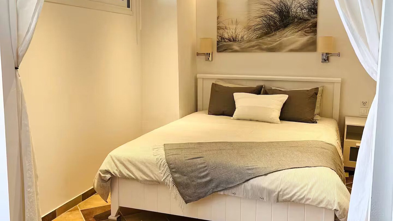 Photo of Bedroom in Chlomos