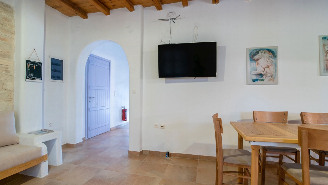 Photo of Livingroom in Chrissi Akti