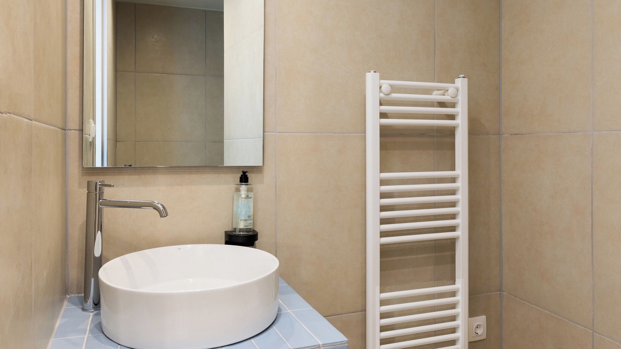 Photo of Bathroom in Volos City Centre