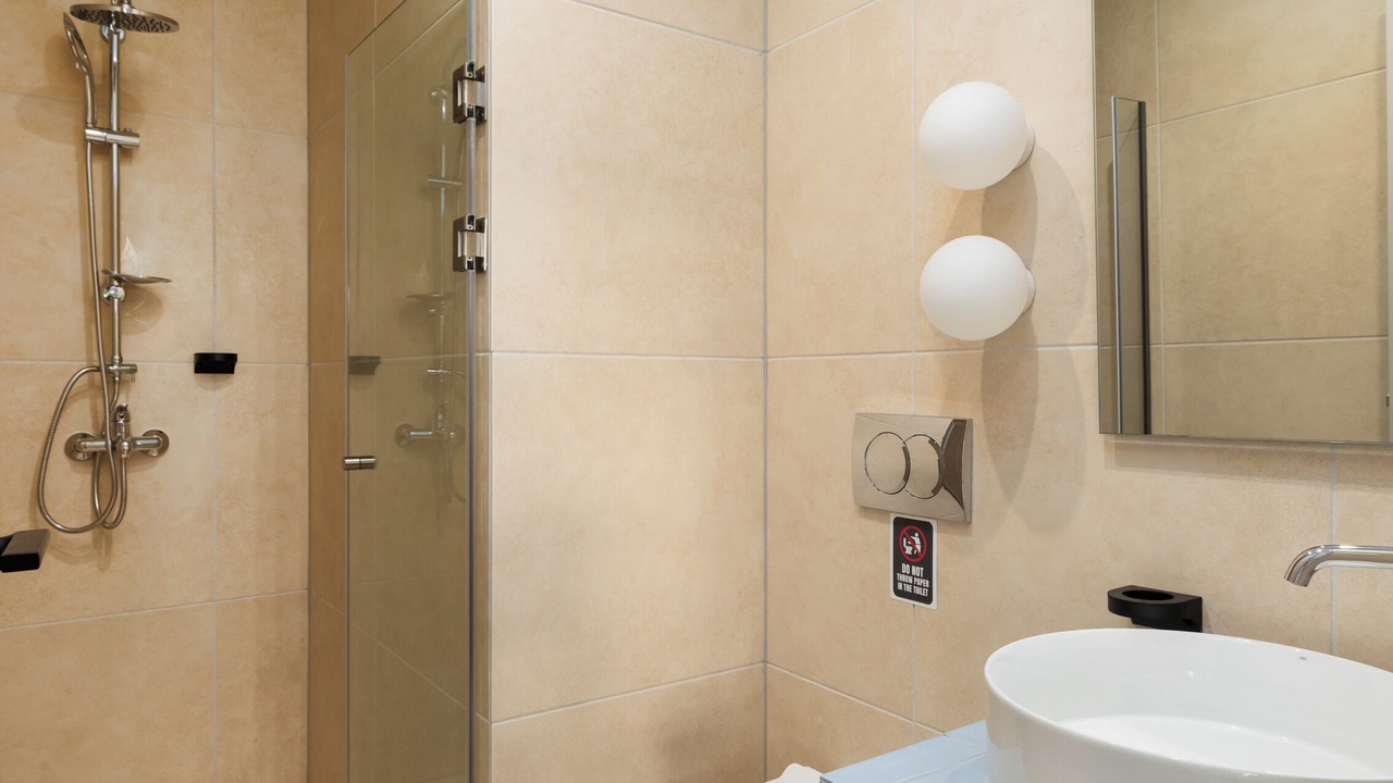 Photo of Bathroom in Volos City Centre