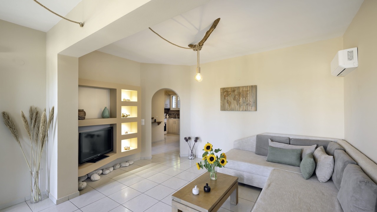 Photo of Livingroom in Karavados
