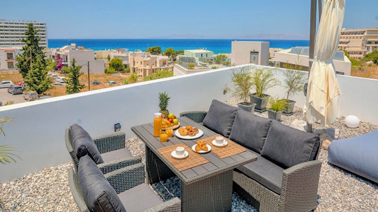 Photo of Outdoor in Ixia