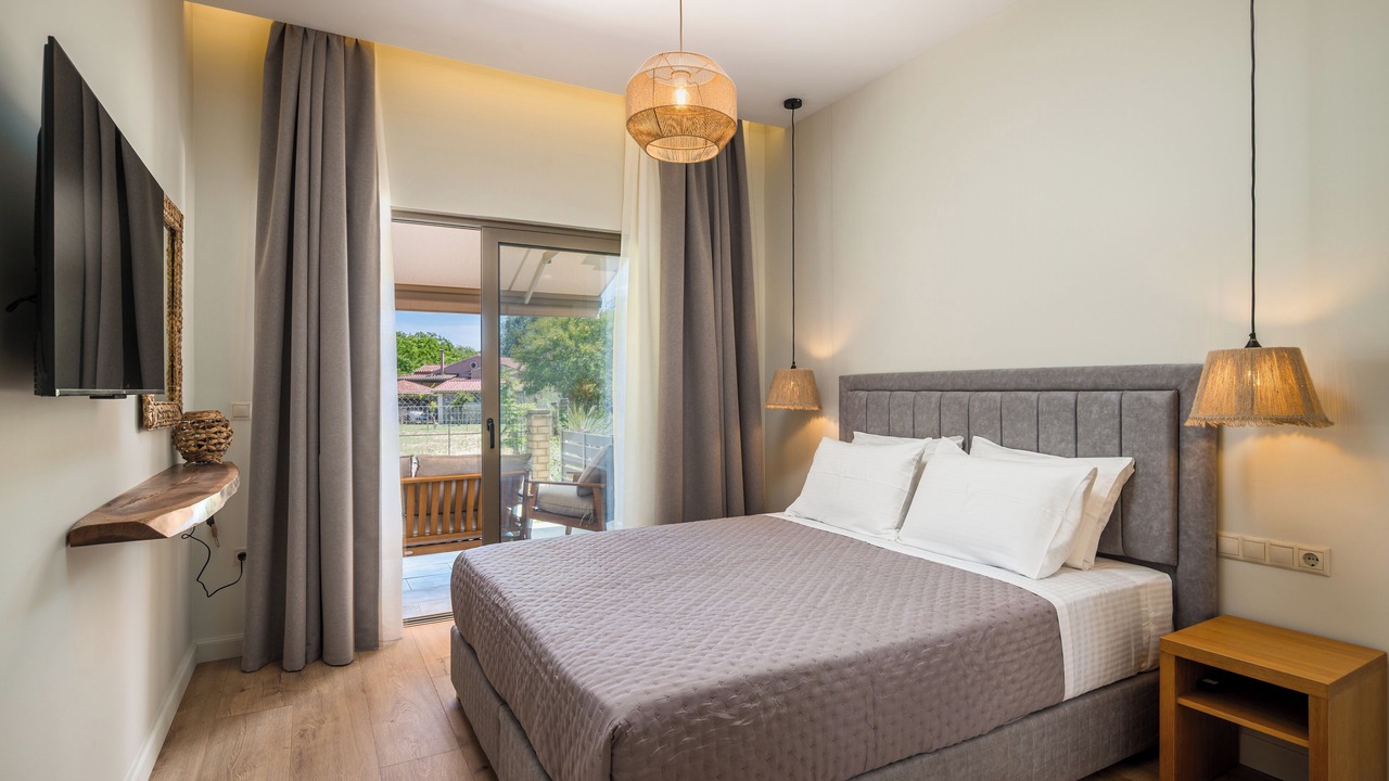 Photo of Bedroom in Ipsos