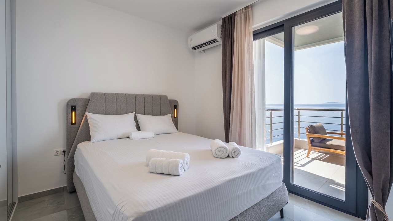 Photo of Bedroom in Neos Marmaras