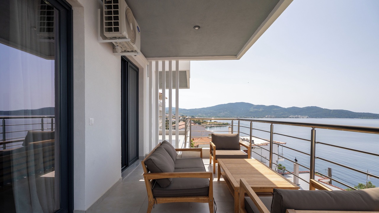 Photo of Patio Balcony in Neos Marmaras