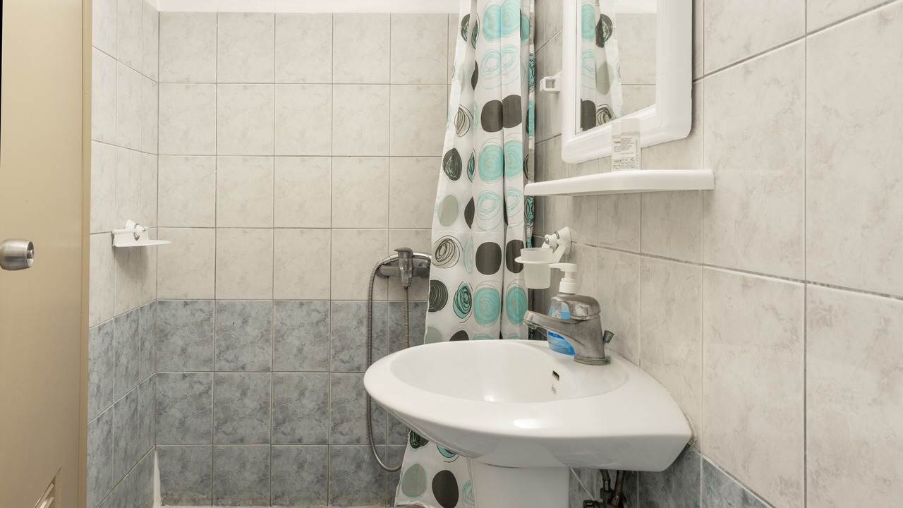 Photo of Bathroom in Kalymnos Town