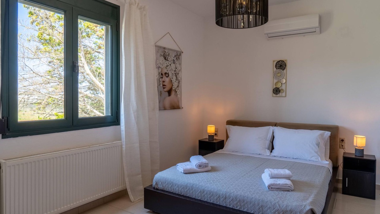 Photo of Bedroom in Milatos Beach