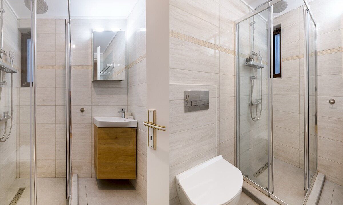 Photo of Bathroom in Marousi
