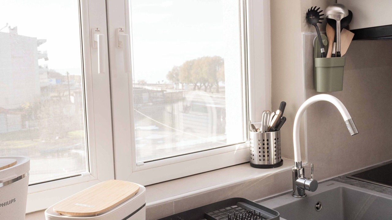 Photo of Kitchen in Neoi Epivates