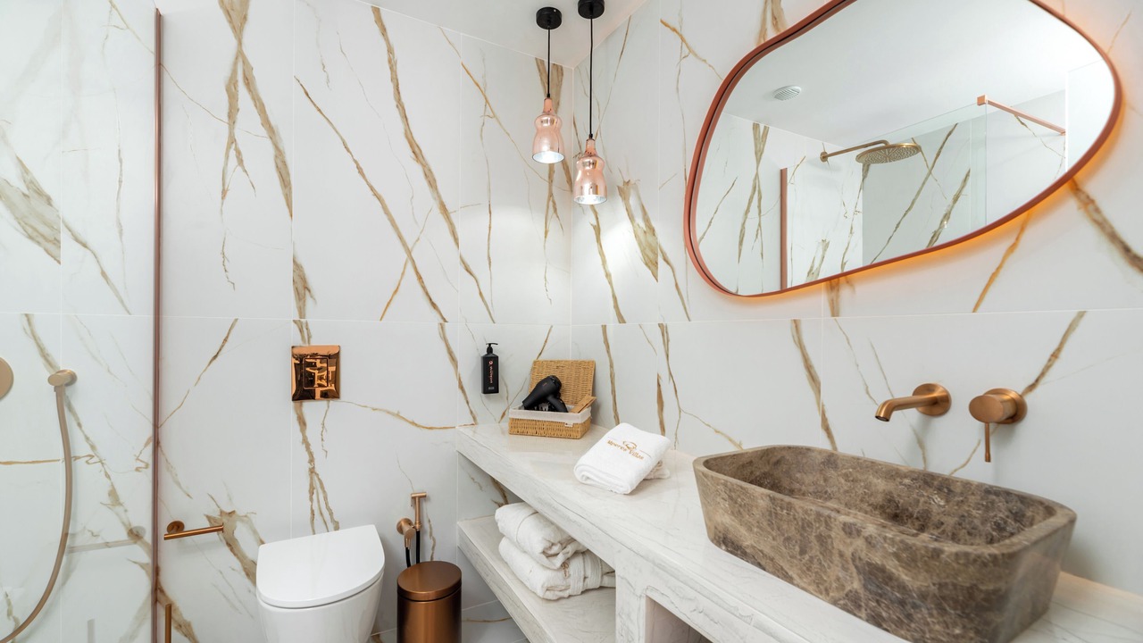 Photo of Bathroom in Kamari