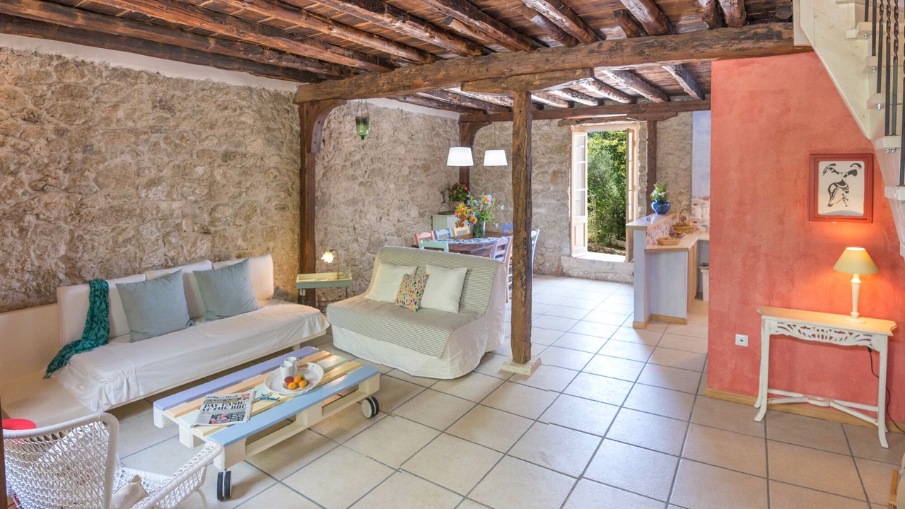 Photo of Livingroom in Nikiana