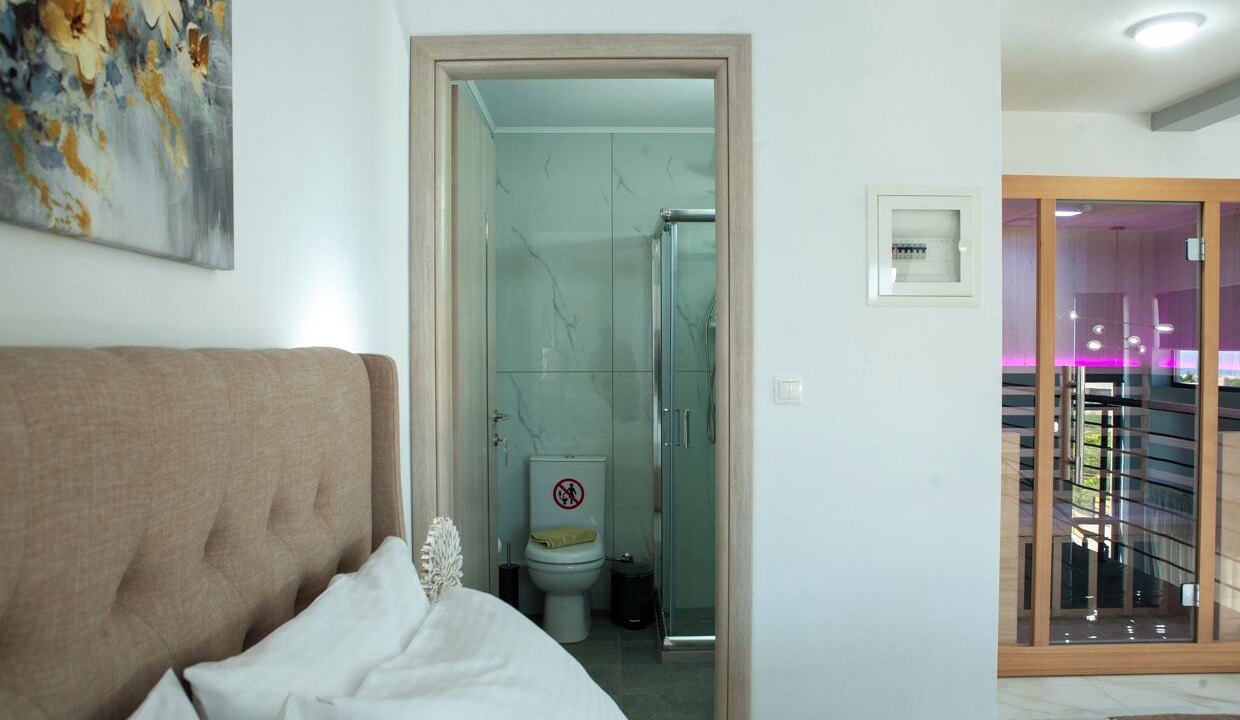 Photo of Bedroom in Gouvai