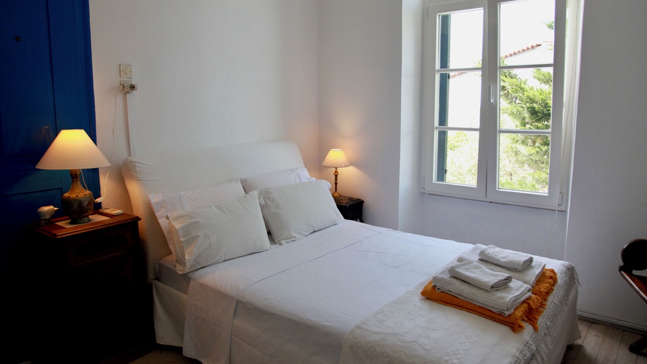 Photo of Bedroom in Myrina