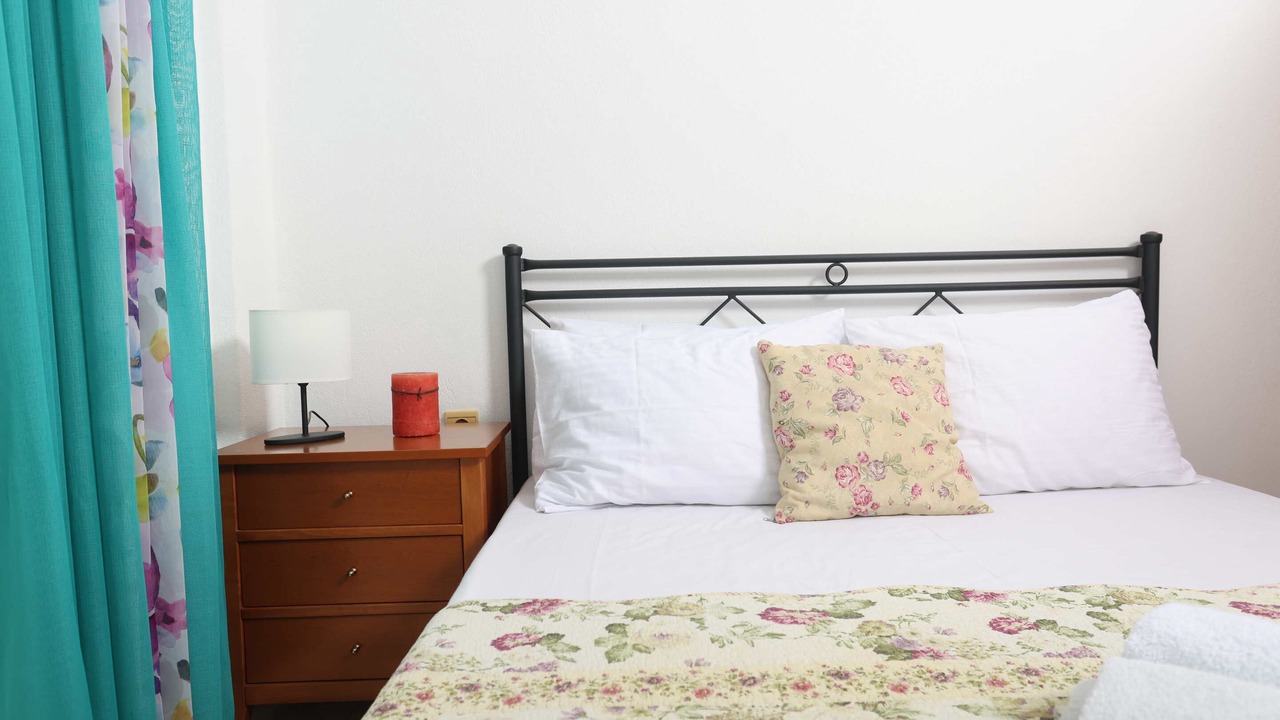 Photo of Bedroom in Skala Fourkas