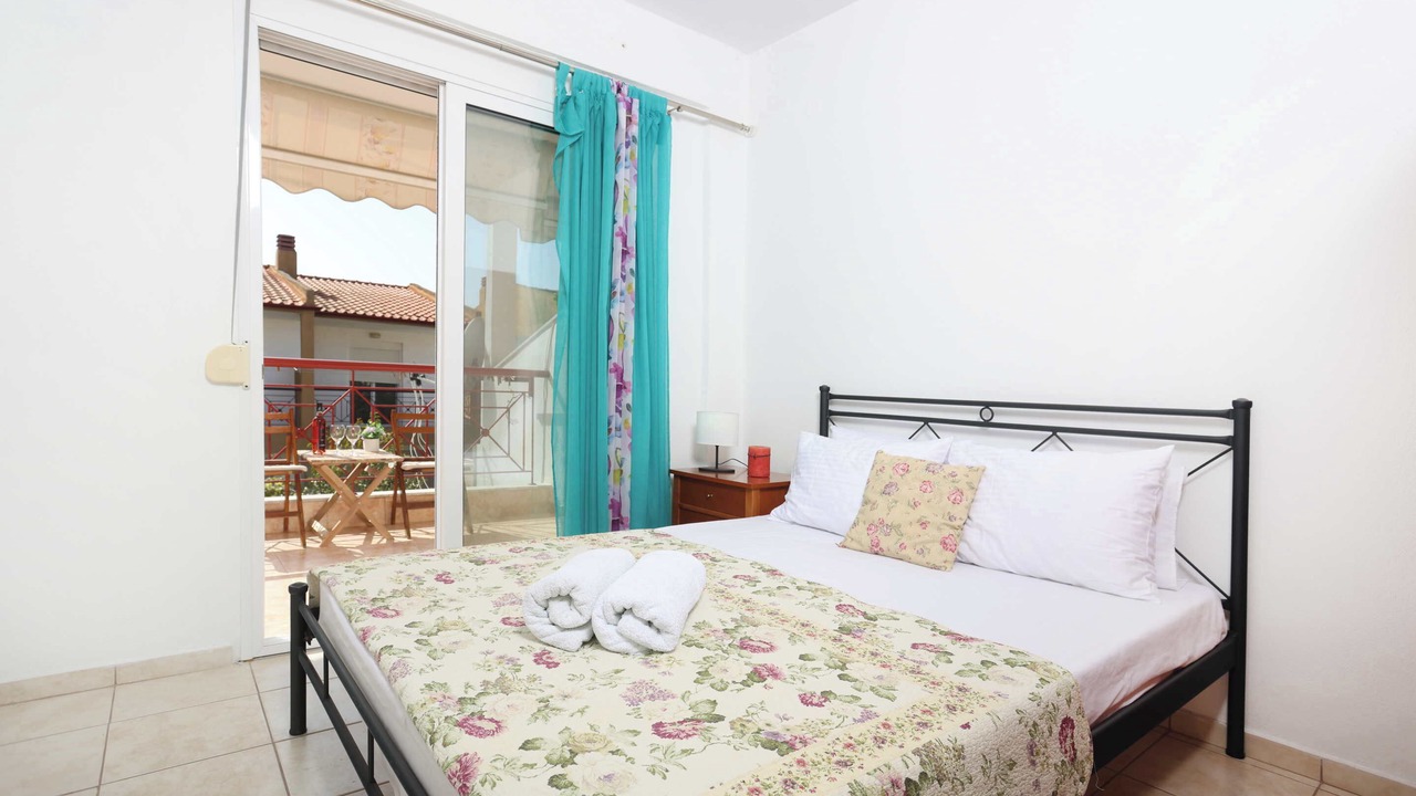 Photo of Bedroom in Skala Fourkas