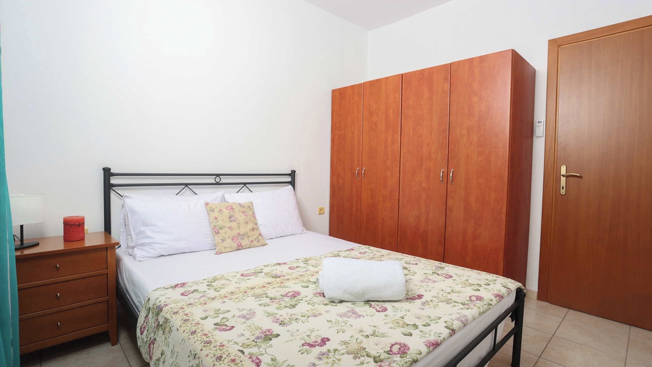 Photo of Bedroom in Skala Fourkas